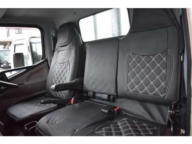 MITSUBISHI CANTER 2018 Image 31