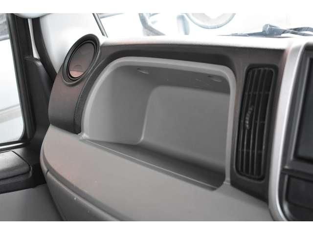 MITSUBISHI CANTER 2018 Image 31