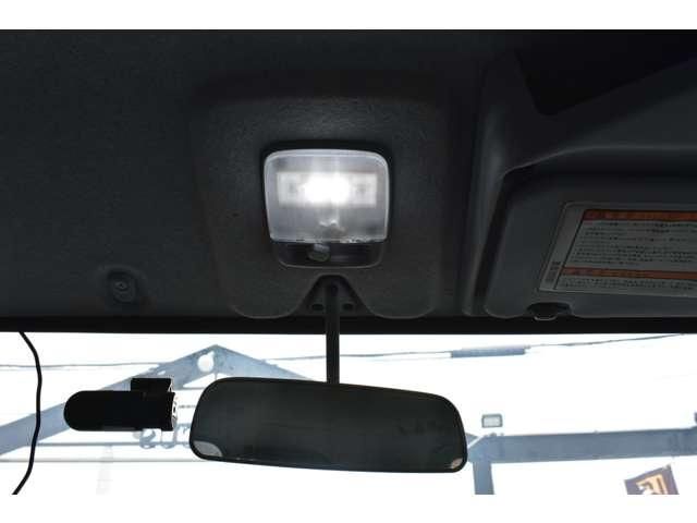 MITSUBISHI CANTER 2018 Image 31