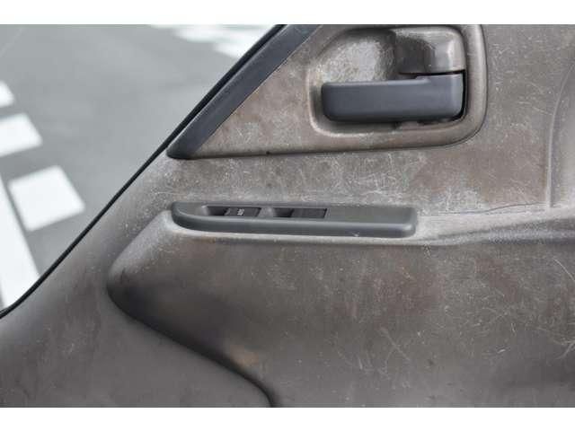 ISUZU ELF 2015 Image 31