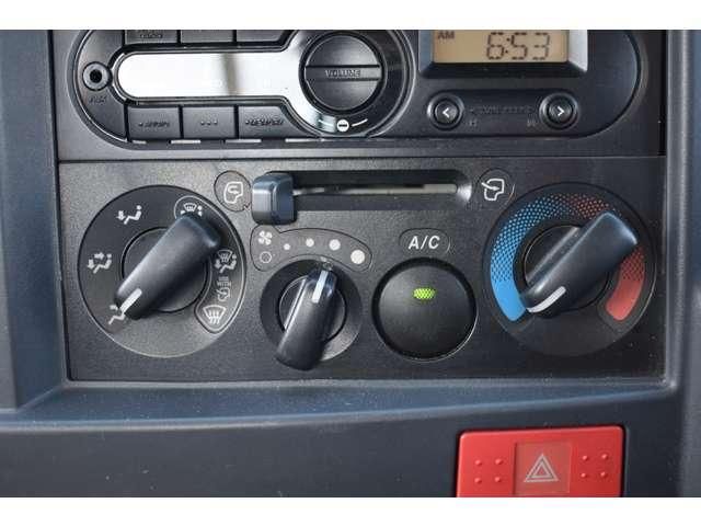 ISUZU ELF 2015 Image 31