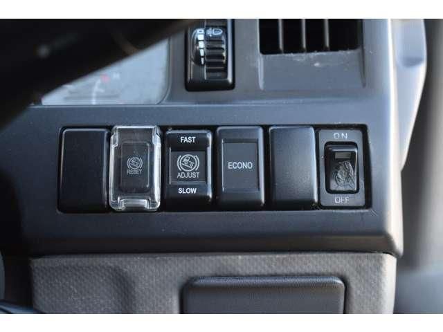 ISUZU ELF 2015 Image 31