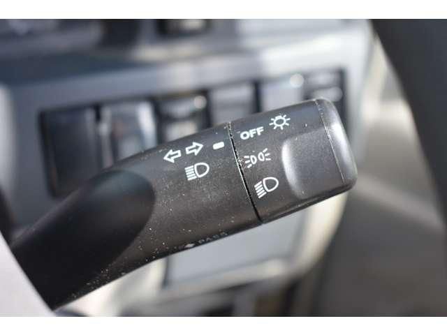 ISUZU ELF 2015 Image 31