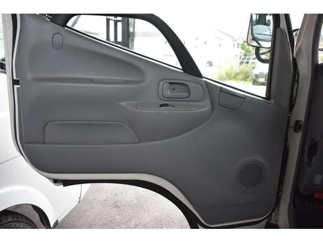 TOYOTA DYNA 2016 Image 31