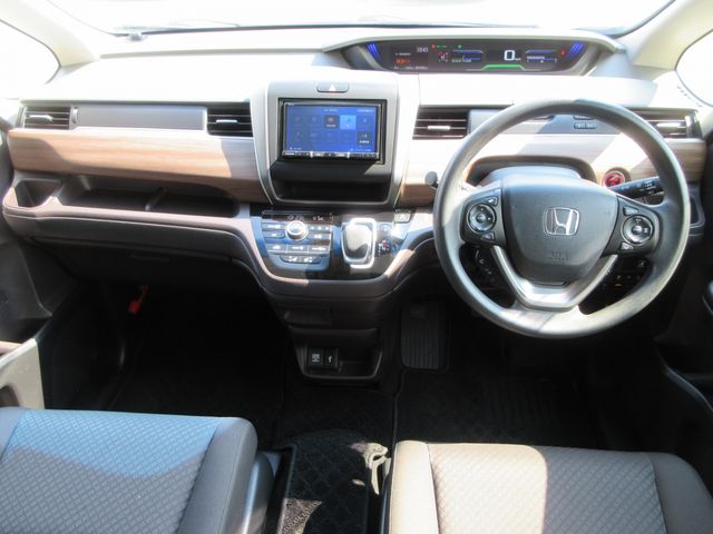 HONDA FREED PLUS HYBRID 4W 2020 Image 31