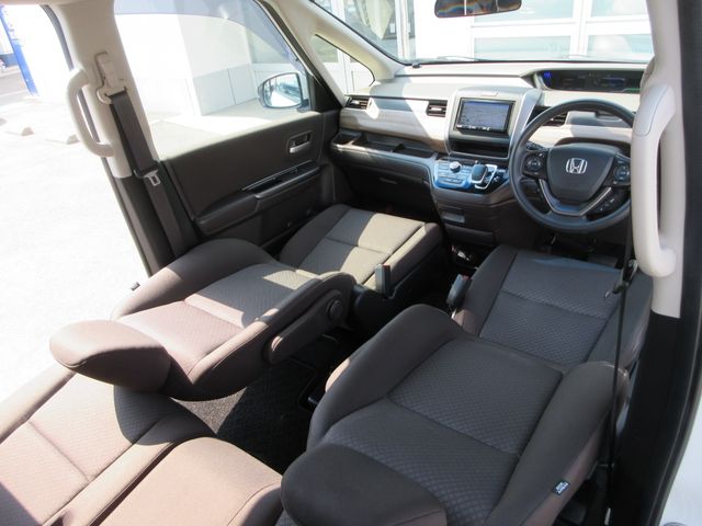 HONDA FREED PLUS HYBRID 4W 2020 Image 31