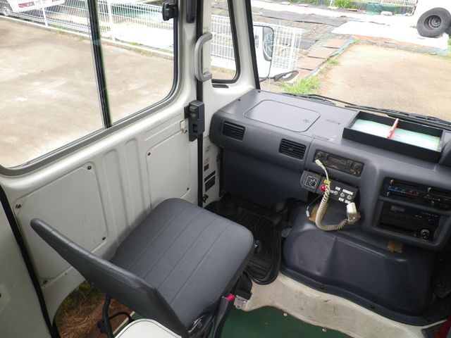 TOYOTA QUICK DELIVERY 2000 Image 31