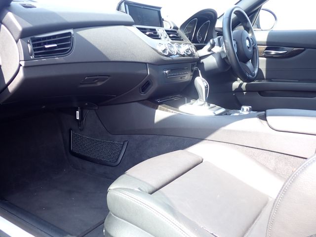 BMW Z4 2015 Image 31