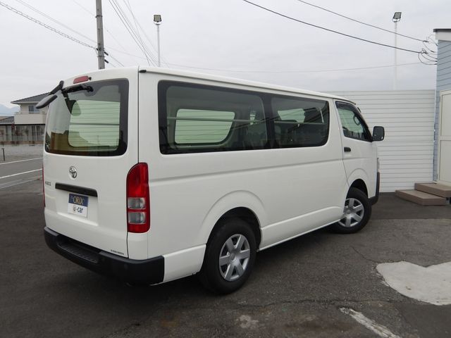 TOYOTA HIACE VAN 1.25T 2WD 2021 Image 31