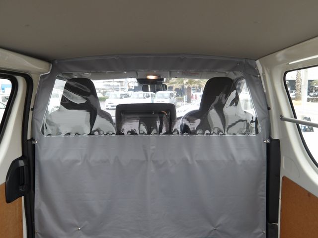 TOYOTA HIACE VAN 1.25T 2WD 2021 Image 31