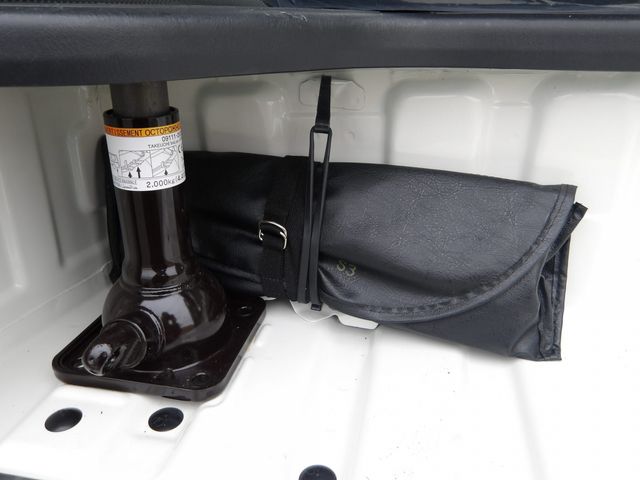 TOYOTA HIACE VAN 1.25T 2WD 2021 Image 31