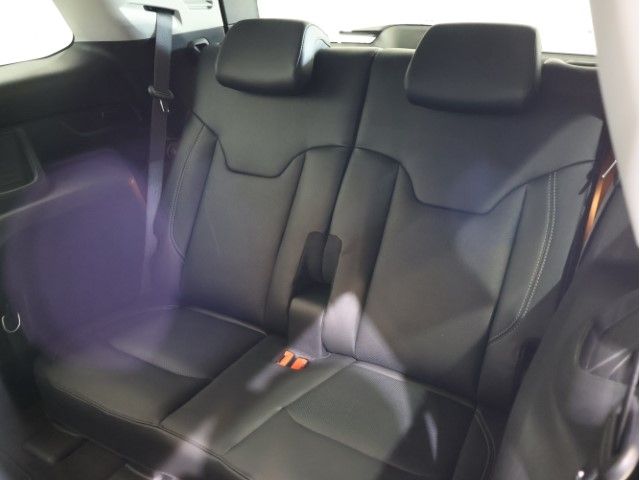 JEEP COMMANDER 2024 Image 31