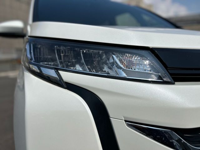 TOYOTA NOAH 2023 Image 31