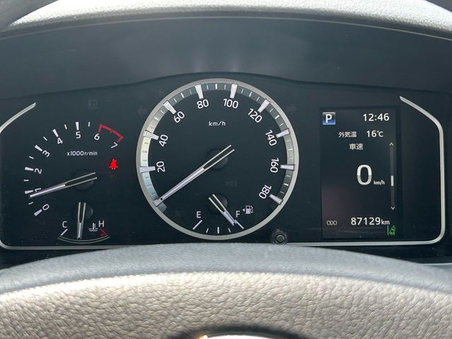 TOYOTA HIACE VAN 2WD 2021 Image 31