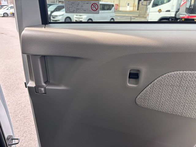 NISSAN ROOX 2022 Image 31