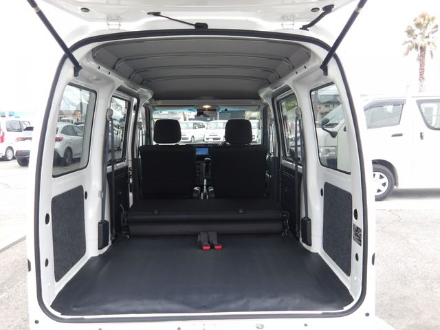 DAIHATSU HIJET CARGO 2021 Image 31