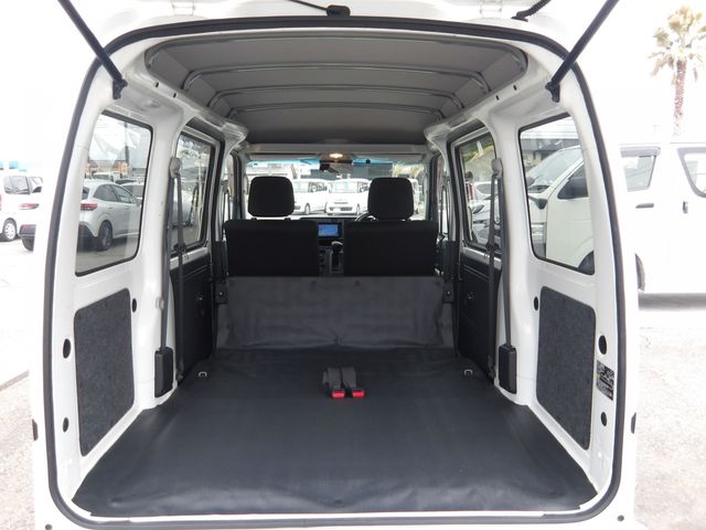 DAIHATSU HIJET CARGO 2021 Image 31