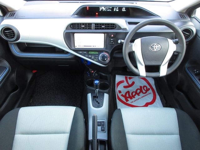 TOYOTA AQUA 2014 Image 31