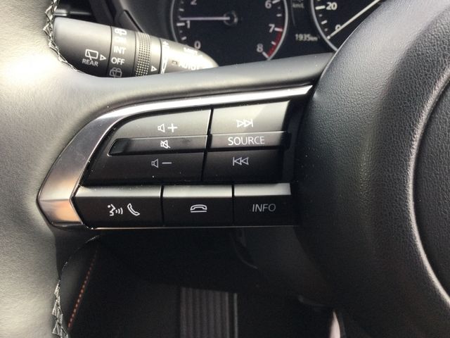 MAZDA 3 FASTBACK 2024 Image 31