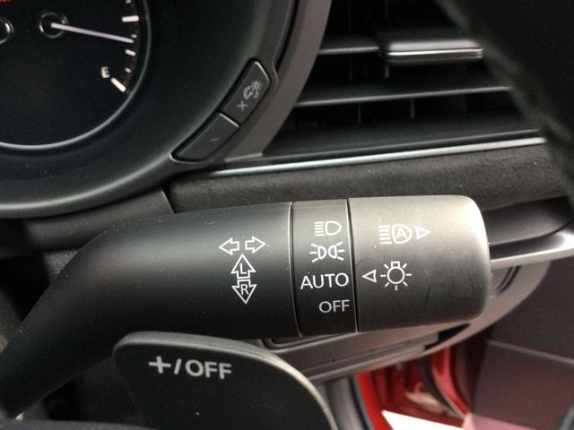 MAZDA 3 FASTBACK 2024 Image 31