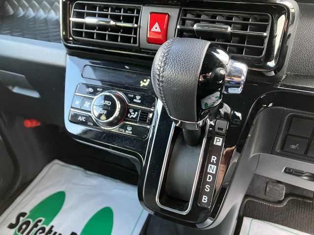 DAIHATSU TANTO CUSTOM 4WD 2021 Image 31