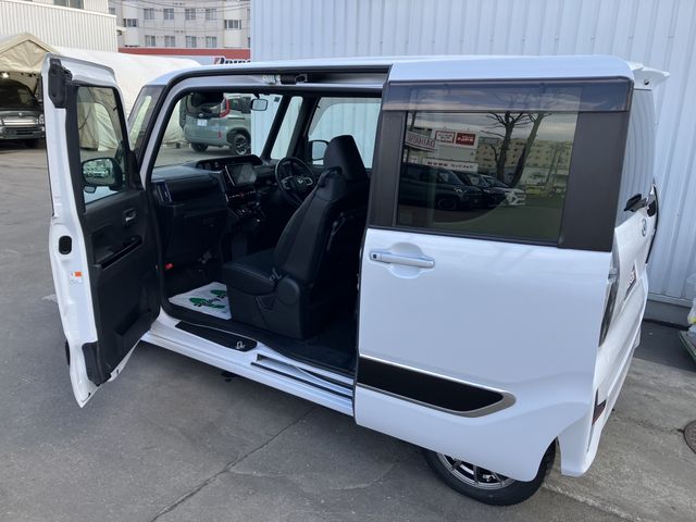 DAIHATSU TANTO CUSTOM 4WD 2021 Image 31