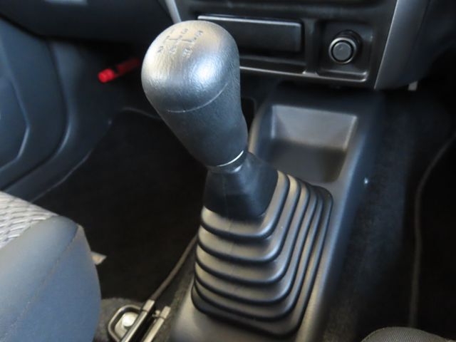 SUZUKI JIMNY 4WD 2018 Image 31