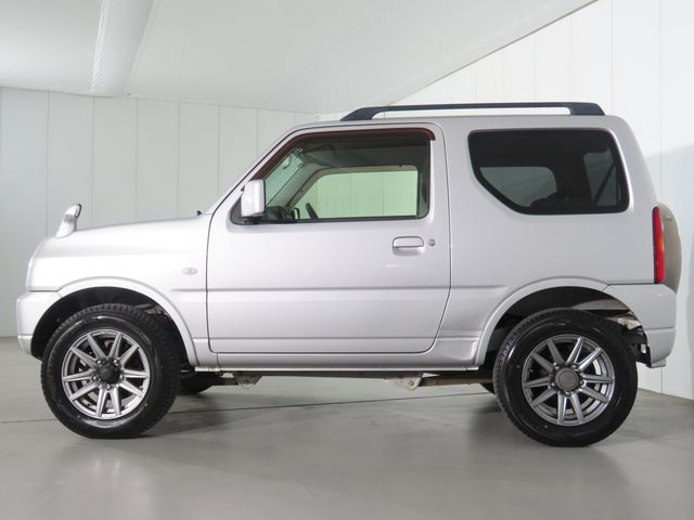SUZUKI JIMNY 4WD 2018 Image 31