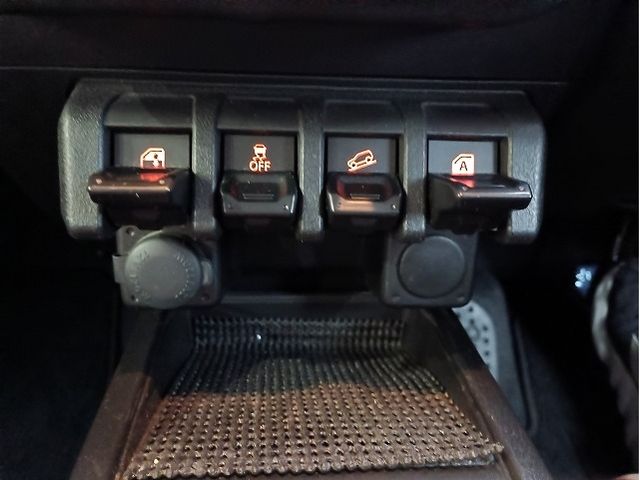 SUZUKI JIMNY 4WD 2020 Image 31