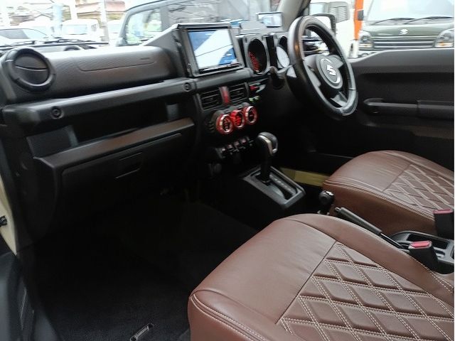 SUZUKI JIMNY 4WD 2020 Image 31