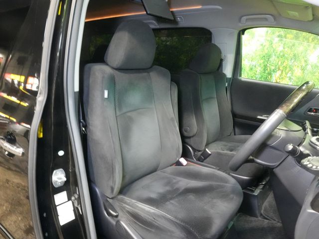 TOYOTA ALPHARD 2011 Image 31