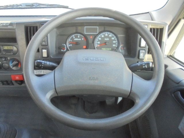 ISUZU ELF 2016 Image 31