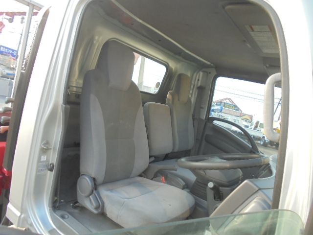 ISUZU ELF 2016 Image 31