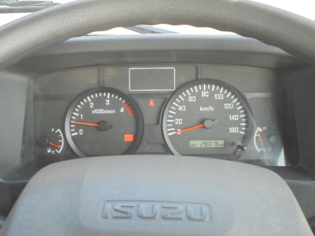 ISUZU ELF 2016 Image 31