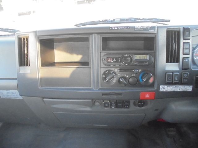 ISUZU ELF 2016 Image 31