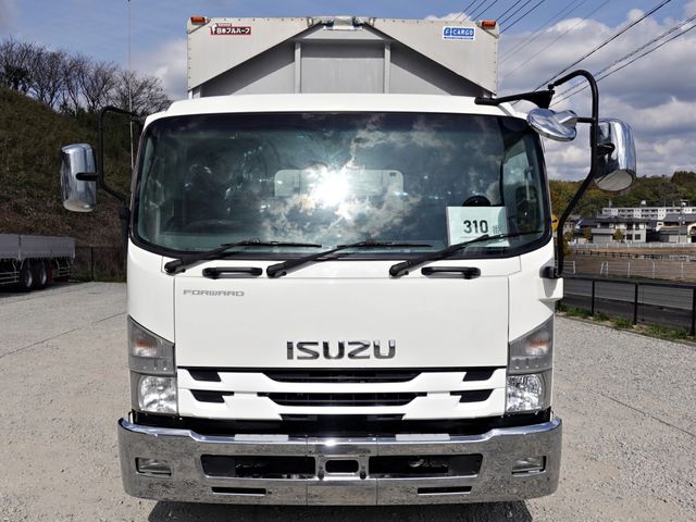 ISUZU FORWARD 2017 Image 31