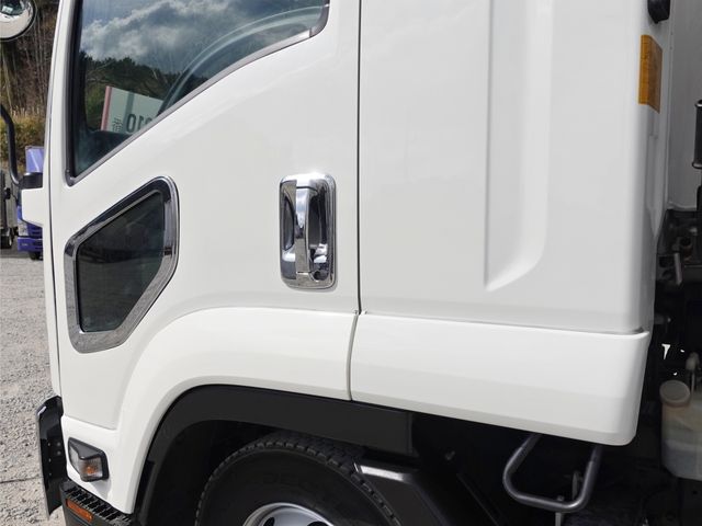ISUZU FORWARD 2017 Image 31