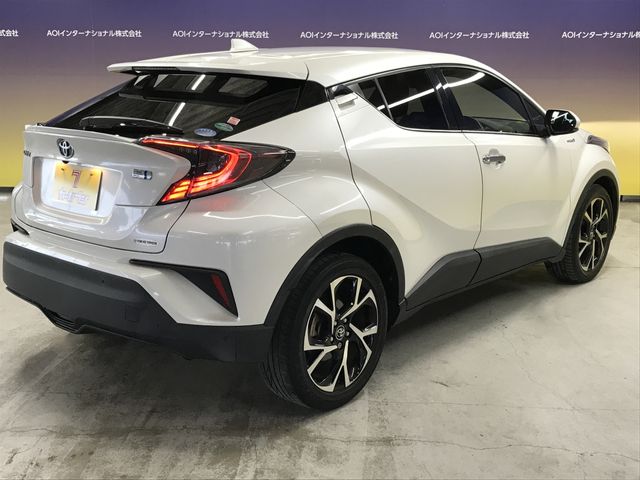 TOYOTA C-HR 2018 Image 31