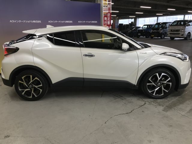 TOYOTA C-HR 2018 Image 31