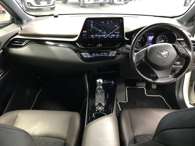TOYOTA C-HR 2018 Image 31