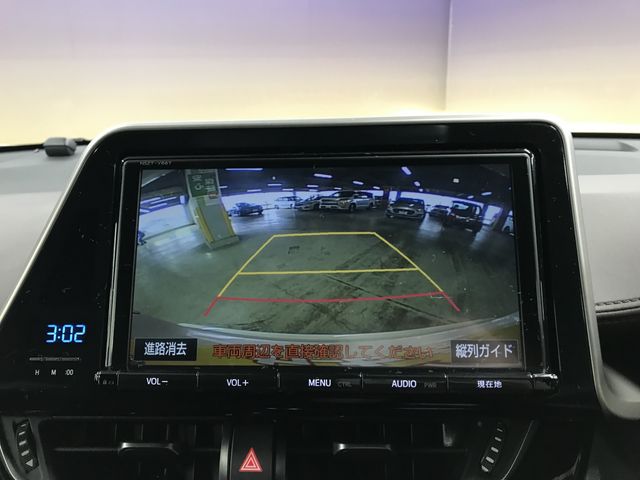 TOYOTA C-HR 2018 Image 31