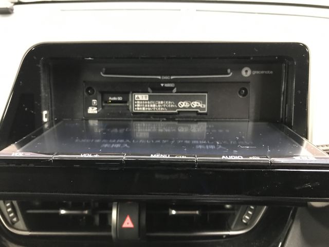 TOYOTA C-HR 2018 Image 31