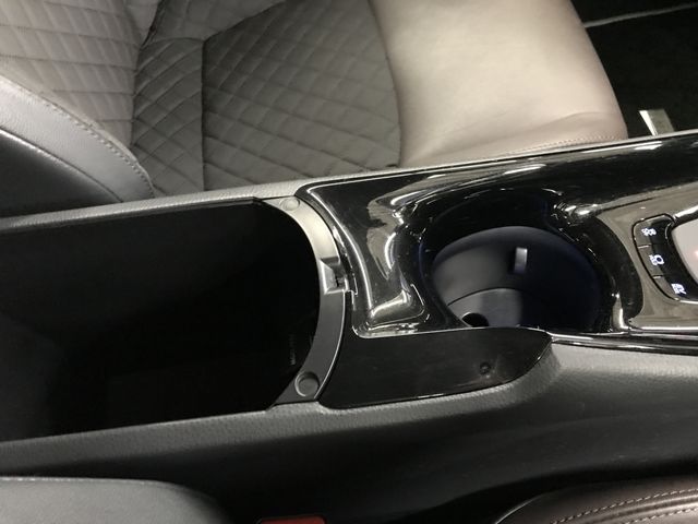 TOYOTA C-HR 2018 Image 31