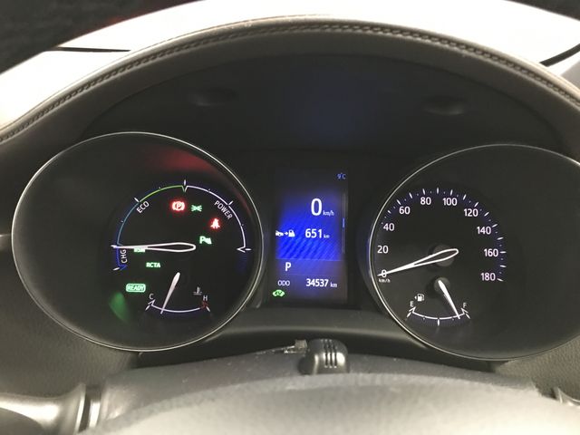 TOYOTA C-HR 2018 Image 31