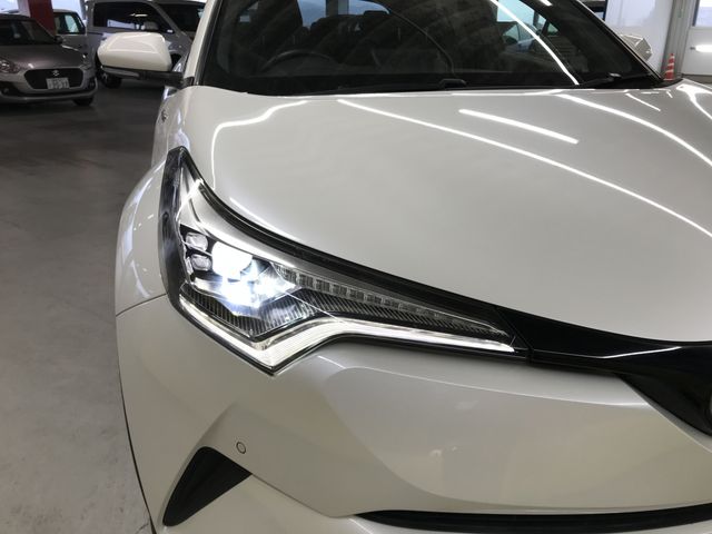 TOYOTA C-HR 2018 Image 31