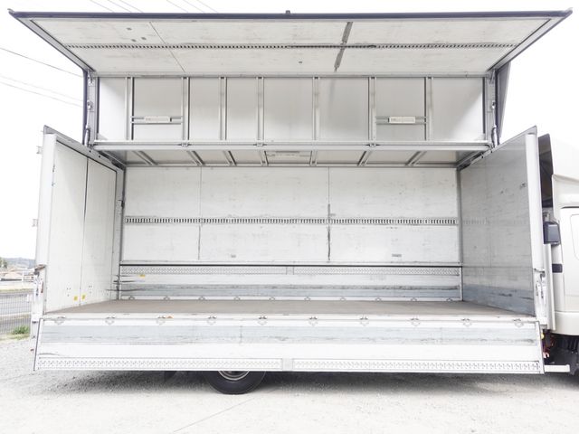 MITSUBISHI FUSOU FIGHTER 2013 Image 31