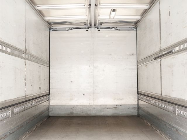 MITSUBISHI FUSOU FIGHTER 2013 Image 31