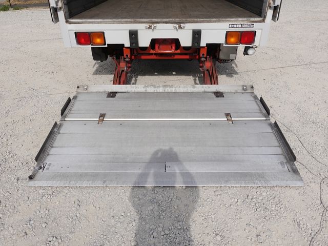 MITSUBISHI FUSOU FIGHTER 2013 Image 31