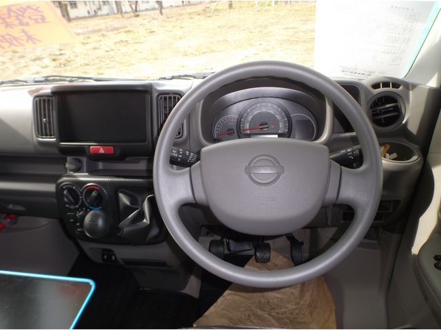 NISSAN CLIPPER VAN 2026 Image 31