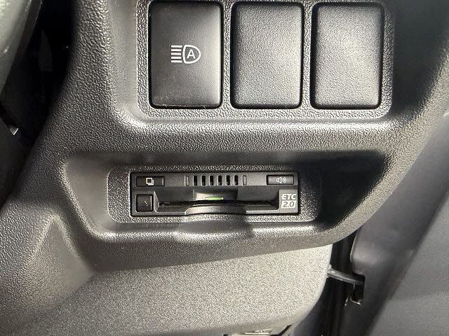 TOYOTA HIACE VAN 4WD 2019 Image 31